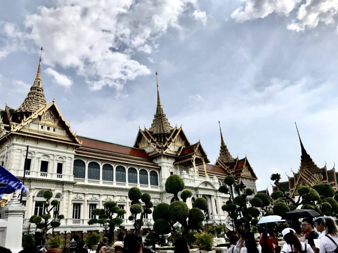 Istana raja yang berada di kawasan Grand Palace (Foto: Elitha Evinora br Tarigan/ THE EDITOR)