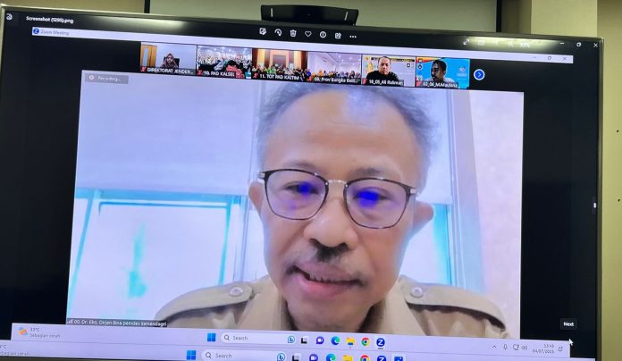 The Director General of Bina Pemdes Eko Prasetyanto Purnomo Putro opened the online PAD Training of Trainer (ToT) (Picture: Elitha Evinora Br Tarigan/ THE EDITOR)