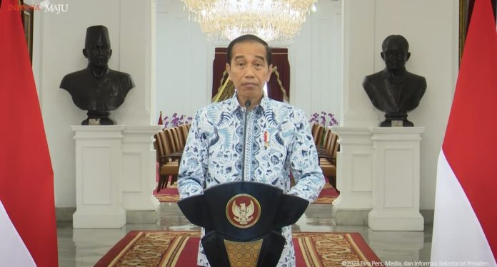 Presiden Jokowi memberikan arahan mengenai posisi Indonesia dalam perkembangan konflik Israel-Palestina. (Foto: Sekretariat Kabinet Republik Indonesia/THE EDITOR)