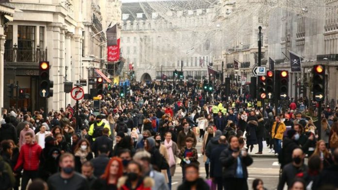 Keramaian di pusat London, Inggris. (Foto: Getty Images/THE EDITOR)