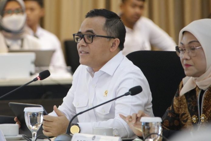 Minister of Administrative and Bureaucratic Reform Abdullah Azwar Anas. (Foto: Public Relation of Ministry of Administrative and Bureaucratic Reform/THE EDITOR)