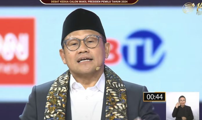 Calon wakil presiden nomor urut satu, Muhaimin Iskandar alias Cak Imin, dalam Debat Calon Wakil Presiden Pemilu 2024, Jumat (22/12). (Foto: YouTube KPU RI/THE EDITOR)