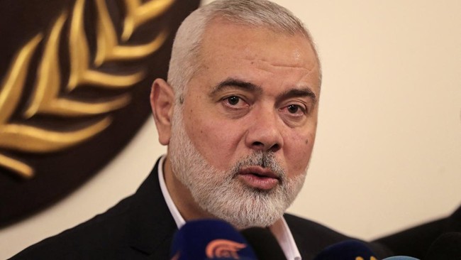 Pemimpin biro politik Hamas di Qatar, Ismail Haniyeh. (Foto: Anwar Amro/AFP/THE EDITOR)