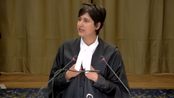 Pengacara Adila Hassim sebagai salah satu yang mewakili Afrika Selatan dalam tuduhannya terhadap genosida yang dilakukan Israel di hadapan Mahkamah Internasional. (Foto: X @UN_News_Centre/THE EDITOR)