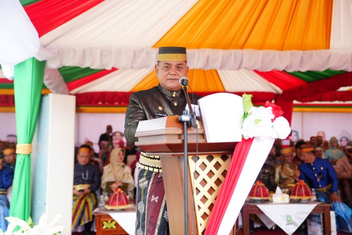 Acting Regent of Sinjai T.R. Fahsul Falah. (Photo: Sinjai Regency Government/THE EDITOR)