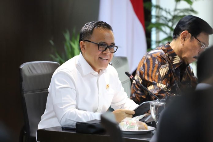 Minister of Administrative and Bureaucratic Reform (PANRB) Abdullah Azwar Anas during the Coordination Meeting on Digital Identity Implementation and Progress of Priority SPBE Development. (Photo: Public Relations of Ministry of PANRB/THE EDITOR)