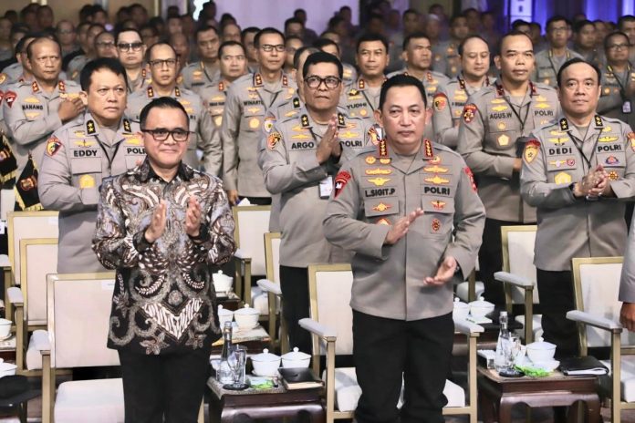 Minister of Administrative and Bureaucratic Reform (PANRB) Abdullah Azwar Anas in the 2024 Polri Musrenbang held in Jakarta, Tuesday (9/7). (Photo: Public Relations of Ministry of PANRB/THE EDITOR)