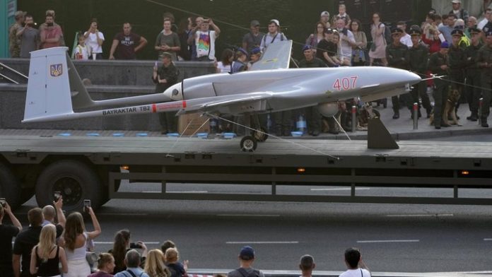 Ilustrasi drone Rusia (Foto: AP/Efrem Lukatsky/THE EDITOR)