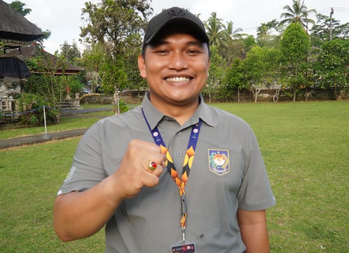 Meeting the Head of Sambirejo Village Wahyu Nugroho during Village Competition 2024 in Penglipuran Village, Bali on Thursday 8 October 2024 (PHOTO: (Foto: Elitha Evinora beru Tarigan/THE EDITOR)