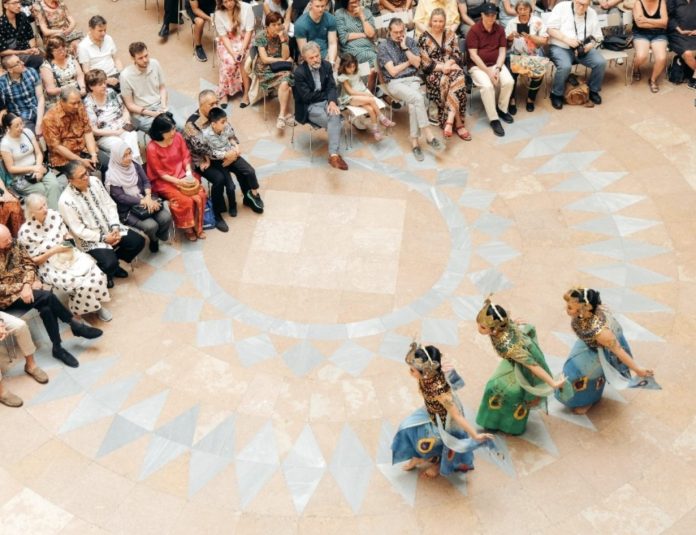 Penampilan Indonesia di Wina (FOTO: Humas KBRI Wina/The Editor)